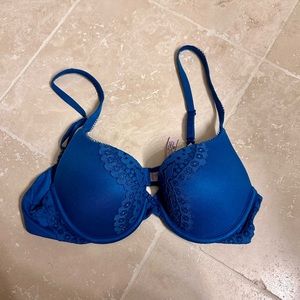 Body by Victoria Secret push up 34B